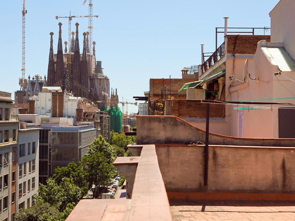 Apartment Eixample Dret Sagrada Familia By Interhome Barcelona Eksteriør bilde